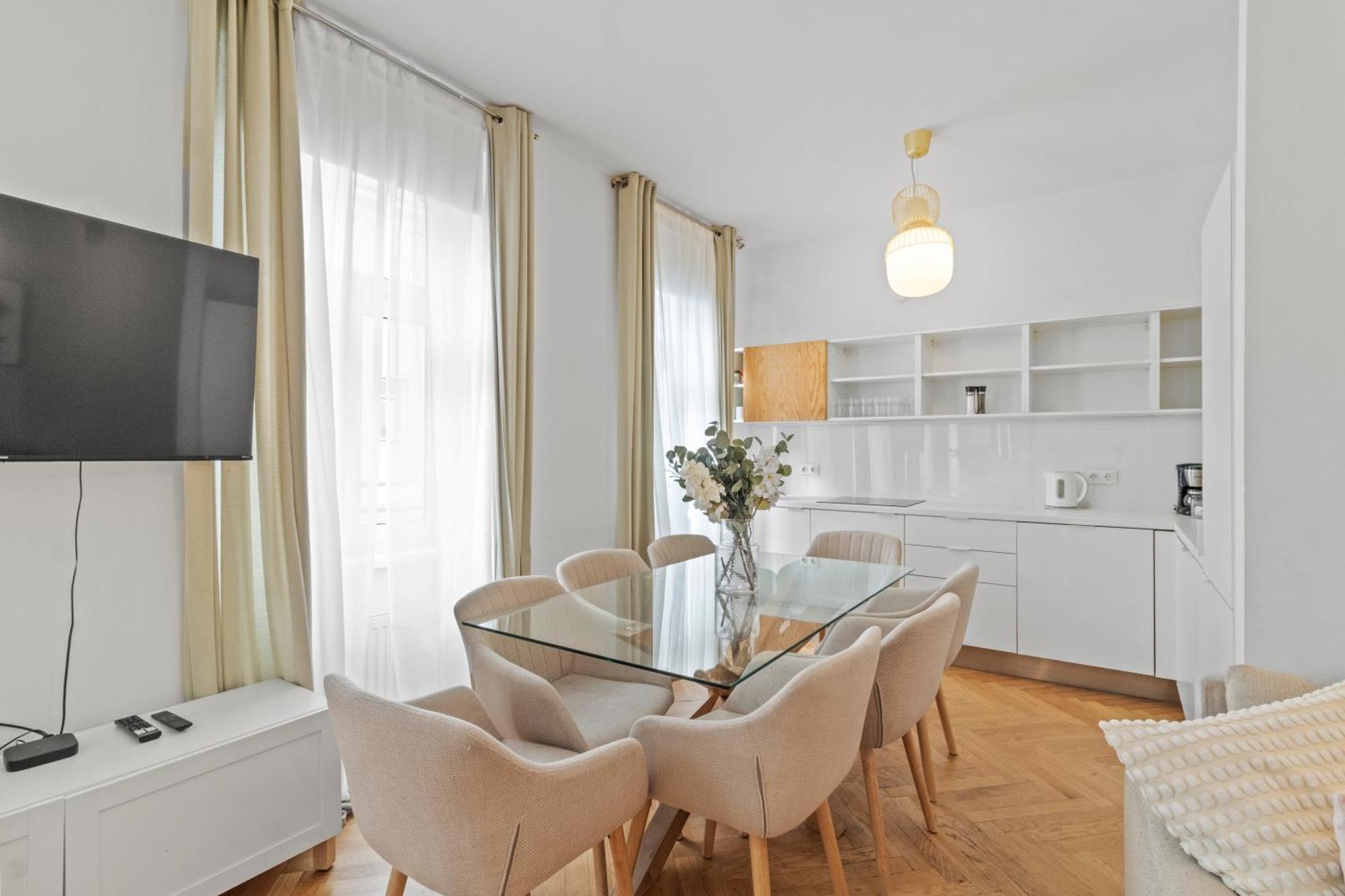 City Apartment, Two Metro Stations To Hauptbahnhof Вена Экстерьер фото